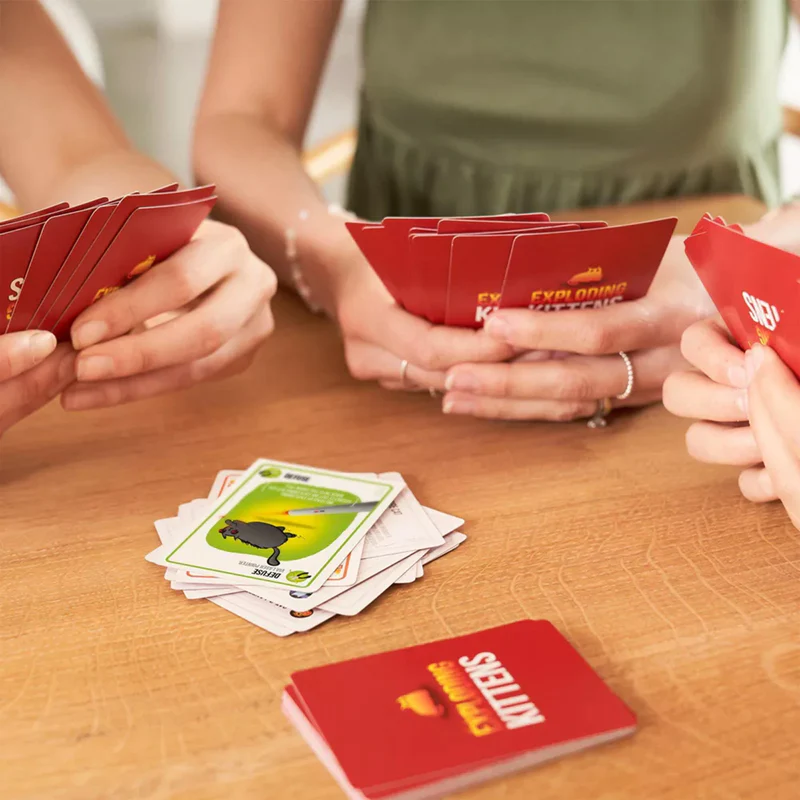 Exploding Kittens (GAME)