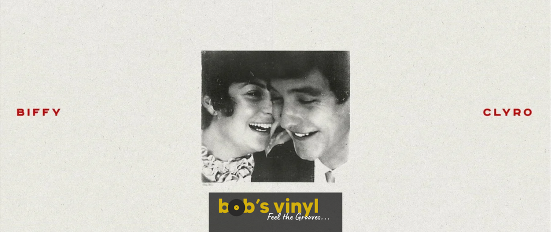 Biffy Clyro komt in september met een nieuw album: Futique