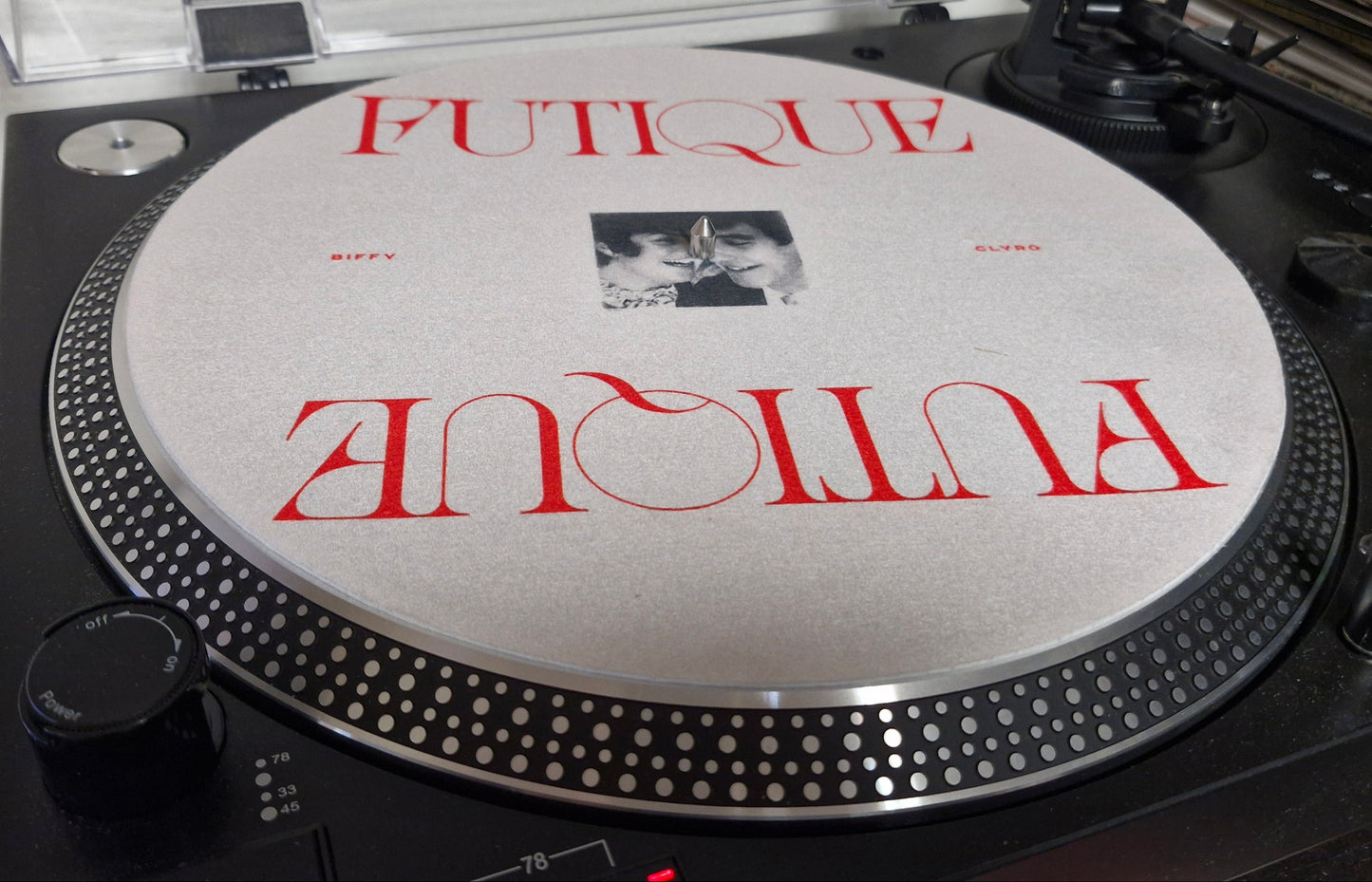 Biffy Clyro - Futique -Marbled- -FREE SLIPMAT- (LP)